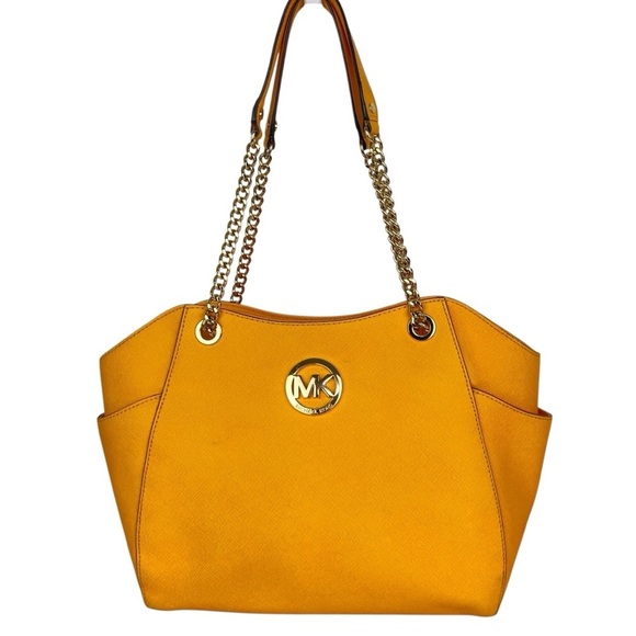 MICHAEL KORS Jet Set Large Saffiano Leather Shoulder Bag - $558. - Picture 1 of 12